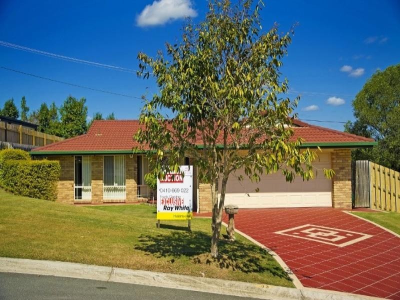 33 Maui Crescent, Oxenford QLD 4210