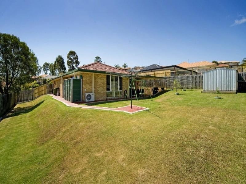 33 Maui Crescent, Oxenford QLD 4210