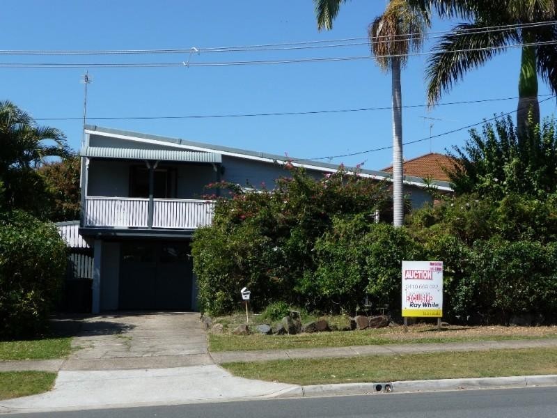 49 Ashbourne Terrace, Biggera Waters QLD 4216