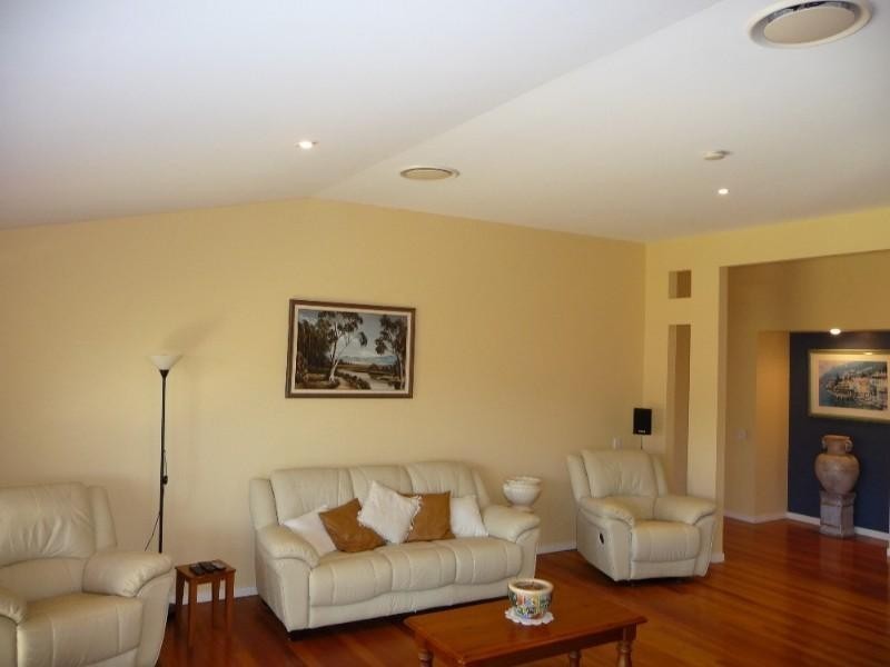 36 Buffalo Crescent, Pacific Pines QLD 4211