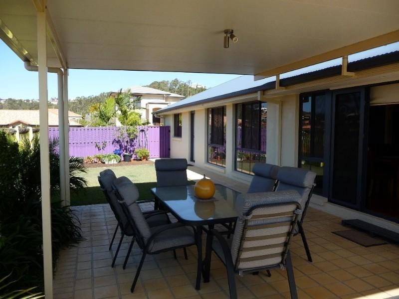 36 Buffalo Crescent, Pacific Pines QLD 4211