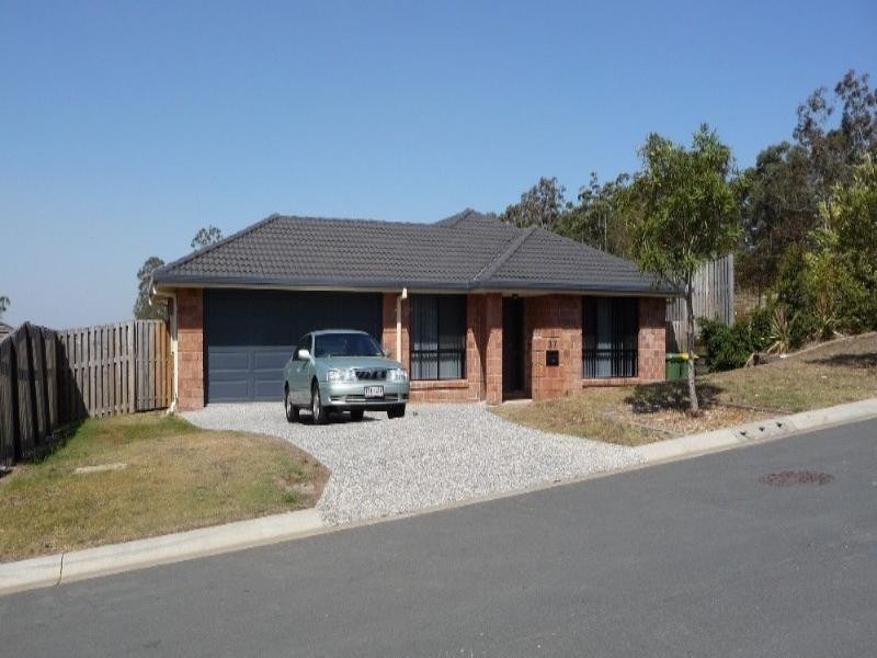 37 Codrington Circuit, Pacific Pines QLD 4211