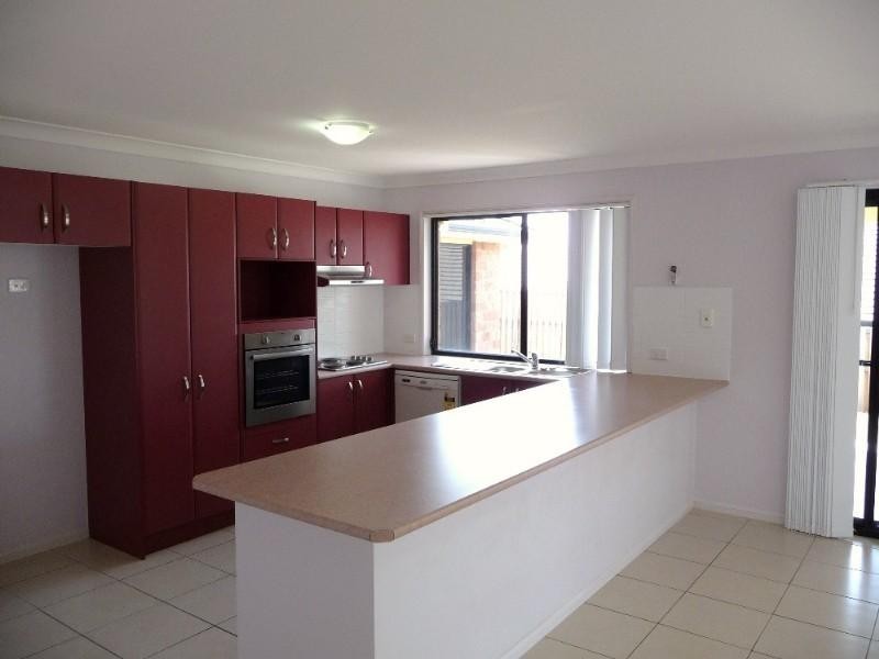 37 Codrington Circuit, Pacific Pines QLD 4211