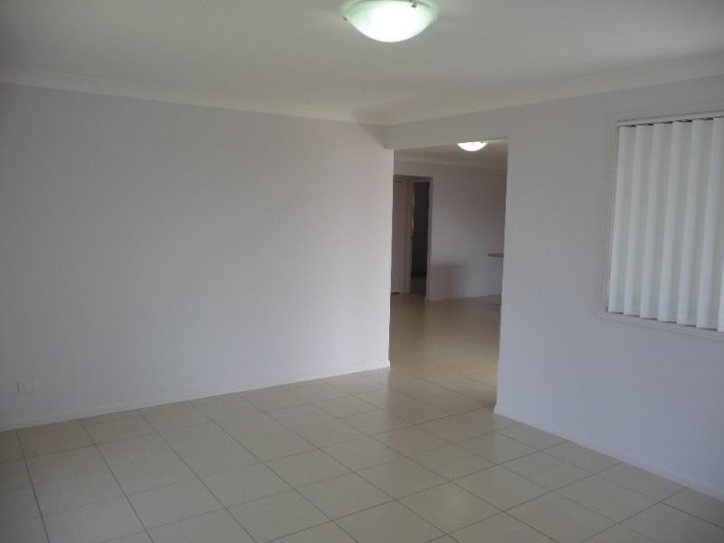 37 Codrington Circuit, Pacific Pines QLD 4211