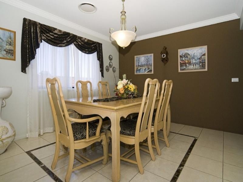 6 Princeton Street, Oxenford QLD 4210