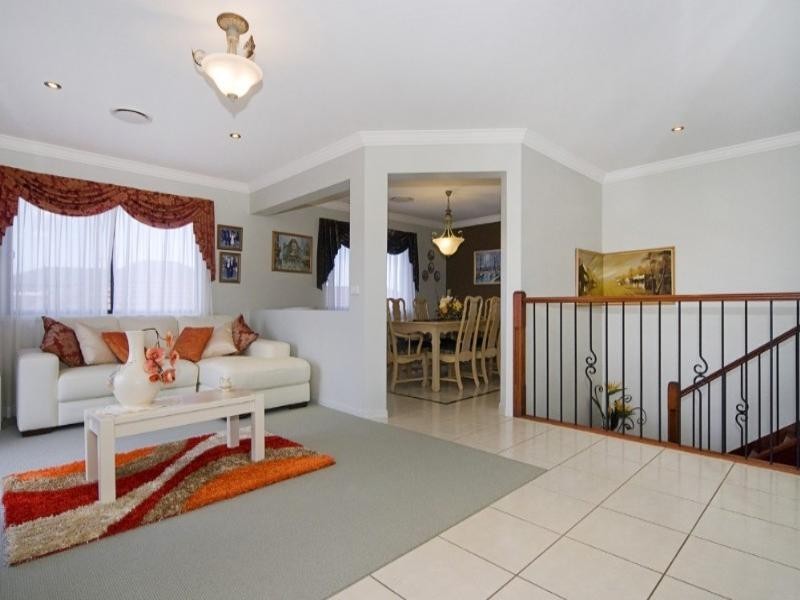 6 Princeton Street, Oxenford QLD 4210