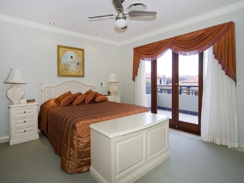 6 Princeton Street, Oxenford QLD 4210