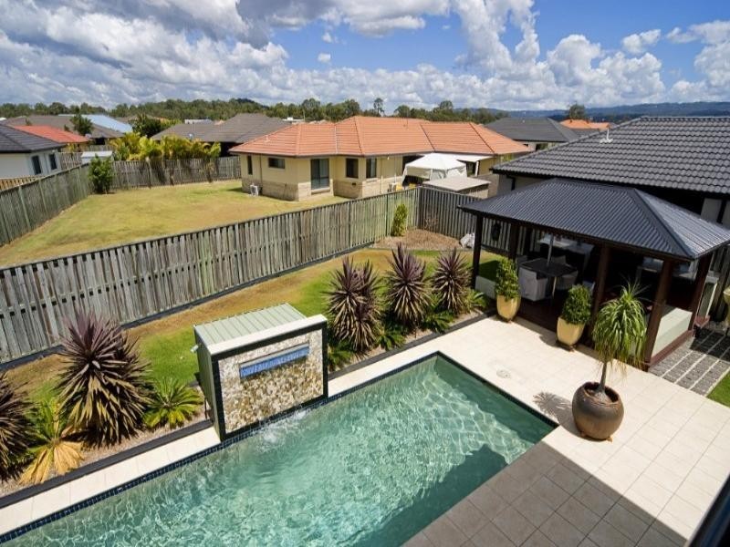 6 Princeton Street, Oxenford QLD 4210