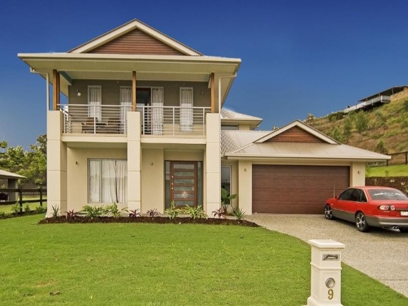 9 Meadow Court, Maudsland QLD 4210