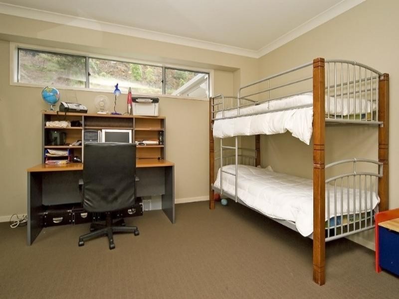 9 Meadow Court, Maudsland QLD 4210