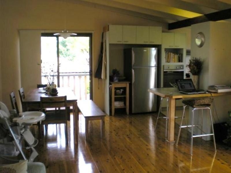 4 Malita Place, Pacific Pines QLD 4211