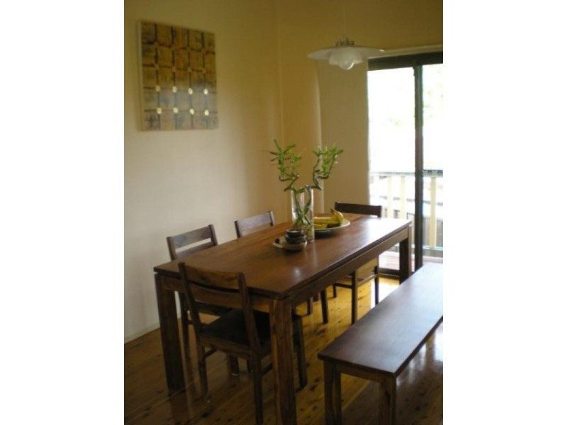 4 Malita Place, Pacific Pines QLD 4211