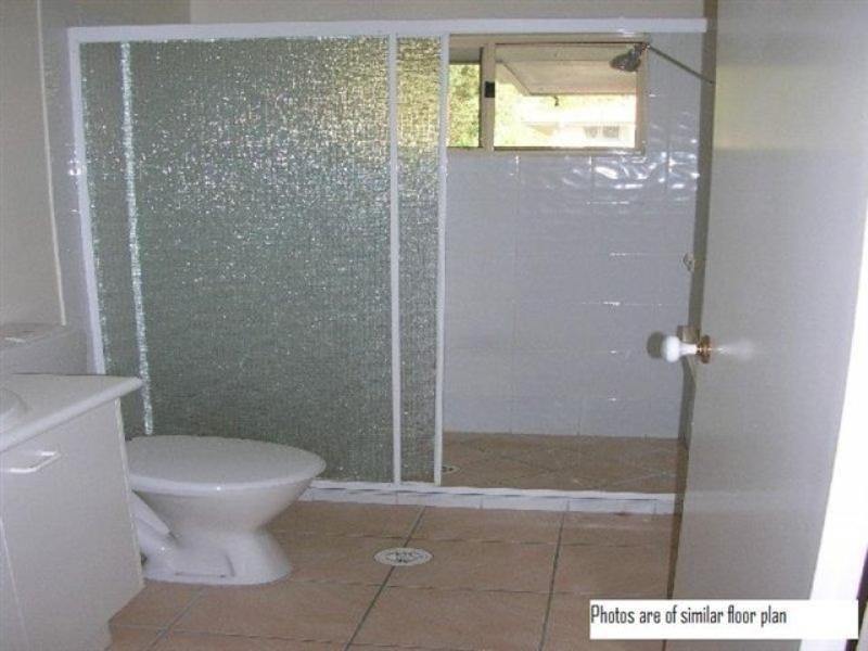 24/3 Arundel Drive, Arundel QLD 4214