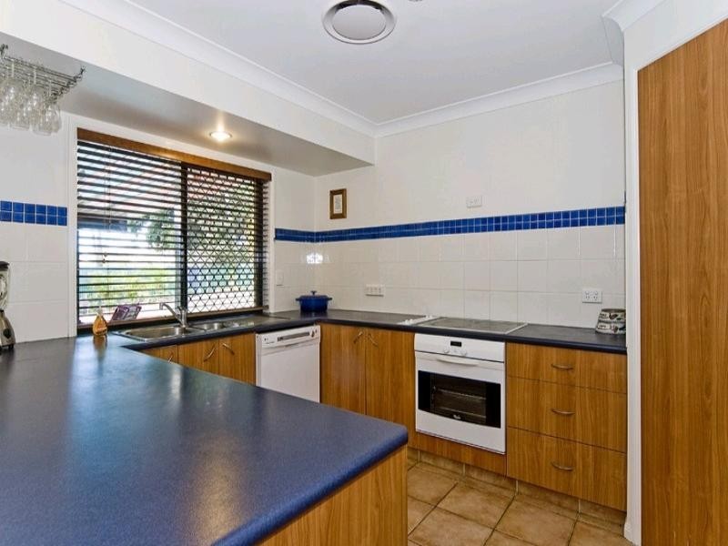 16 Morwell Court, Helensvale QLD 4212