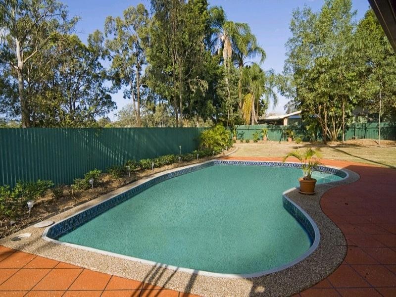 16 Morwell Court, Helensvale QLD 4212