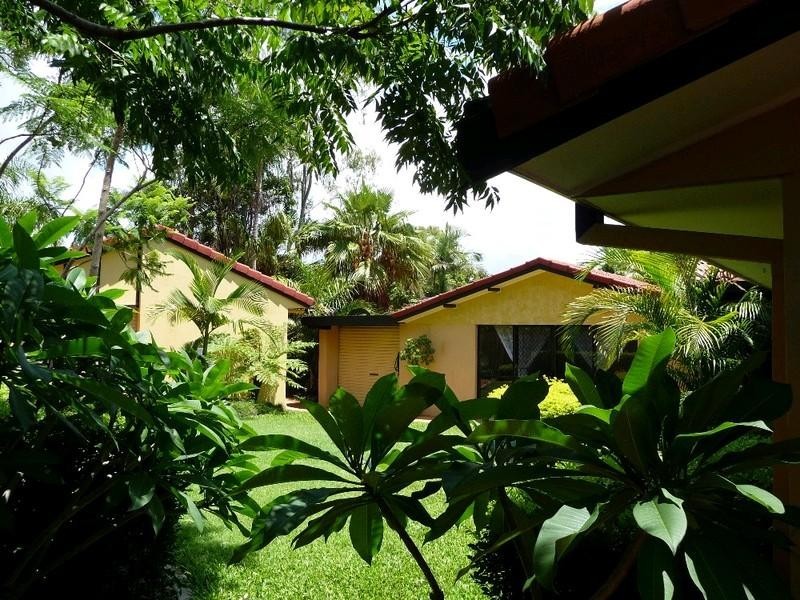 16 Morwell Court, Helensvale QLD 4212