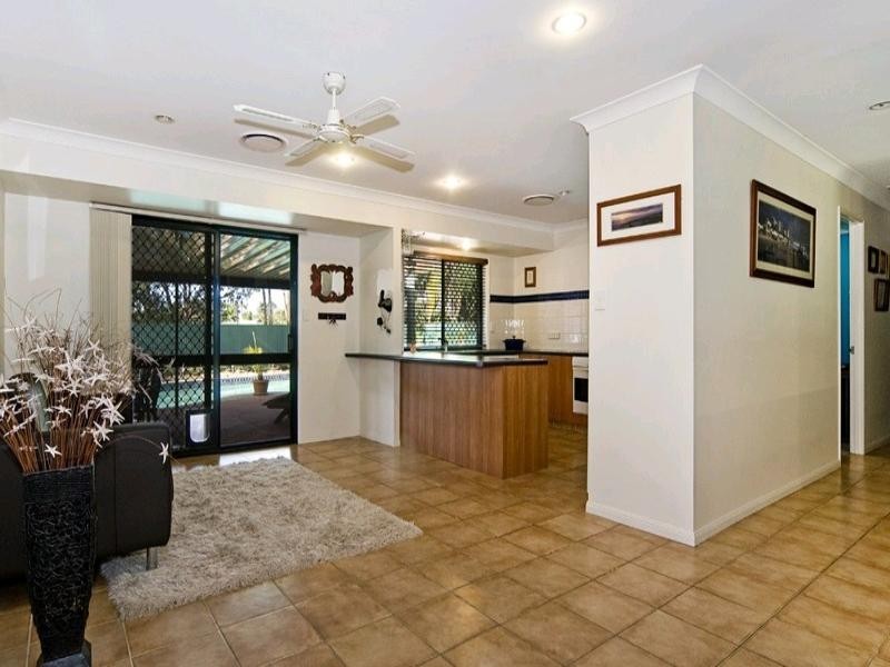 16 Morwell Court, Helensvale QLD 4212