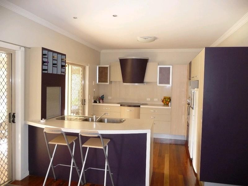 13 Barlee Place, Maudsland QLD 4210