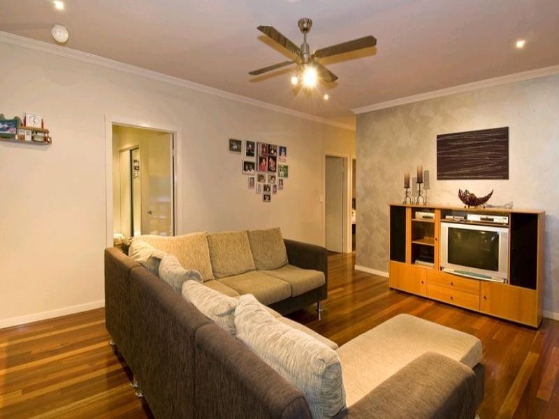 13 Barlee Place, Maudsland QLD 4210