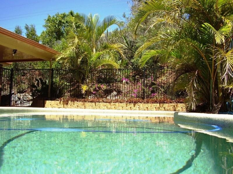 22 White Cap Close, Pacific Pines QLD 4211