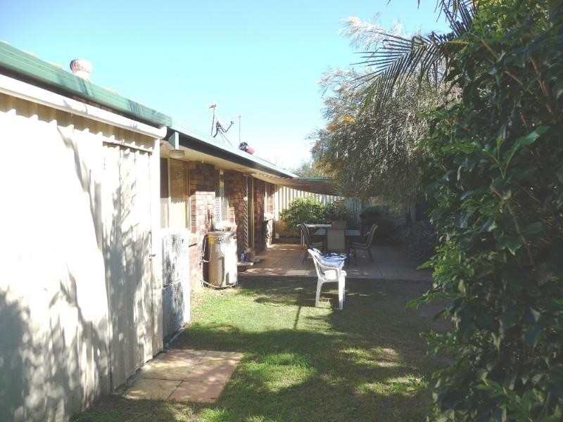 20 Plimsoll Place, Helensvale QLD 4212