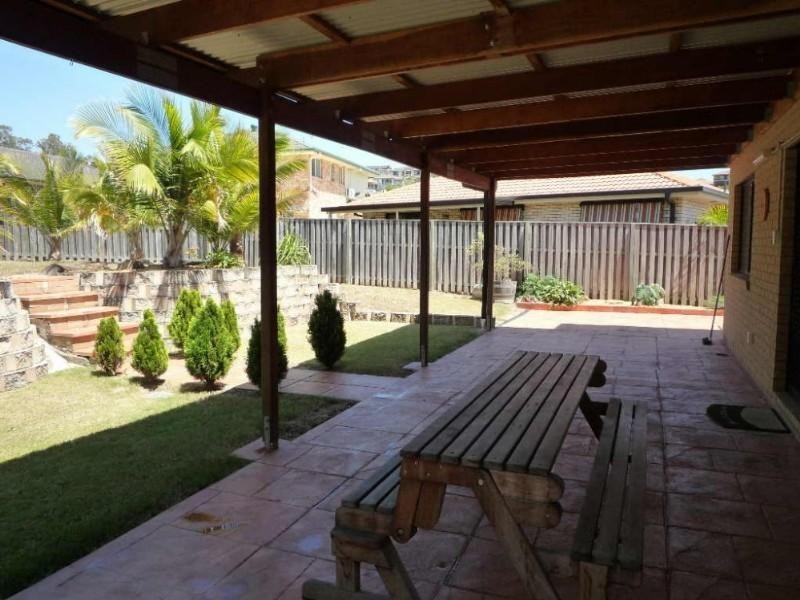 3 Hatutu Street, Pacific Pines QLD 4211