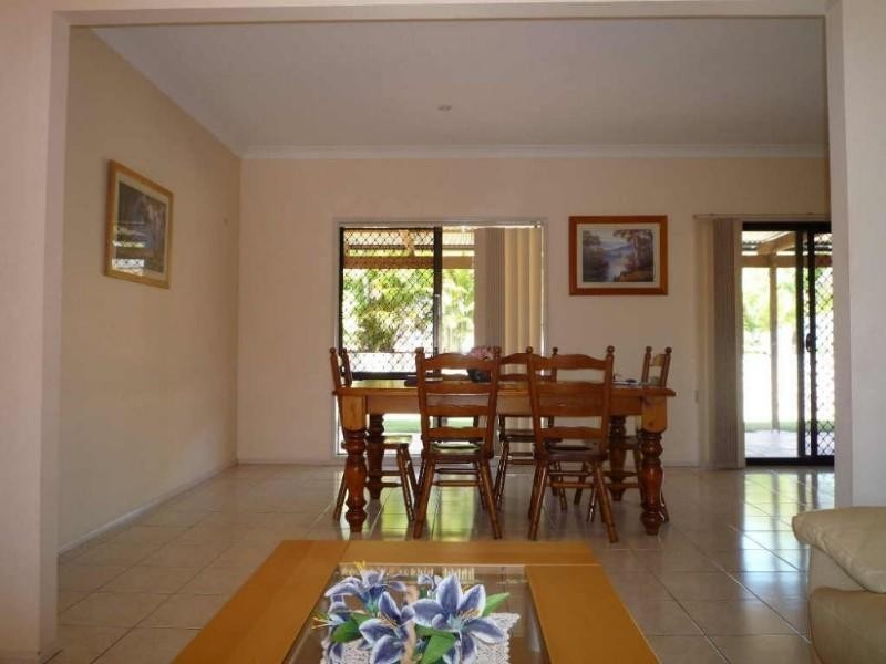 3 Hatutu Street, Pacific Pines QLD 4211