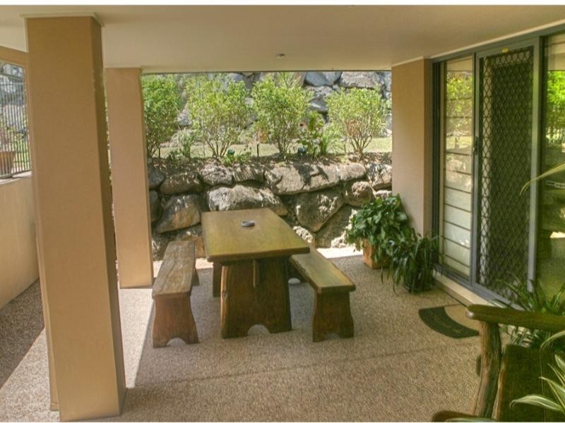 11 Augustus Street, Pacific Pines QLD 4211