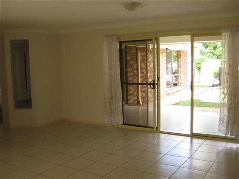 Pacific Pines QLD 4211