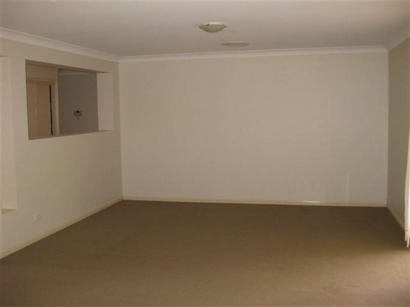 Pacific Pines QLD 4211