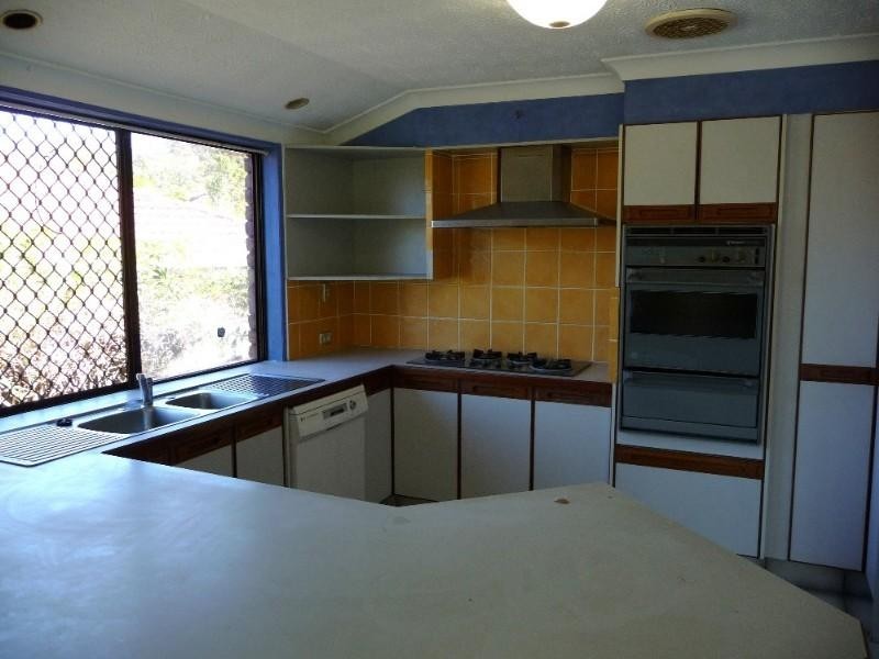 7 Wittenoom Court, Helensvale QLD 4212