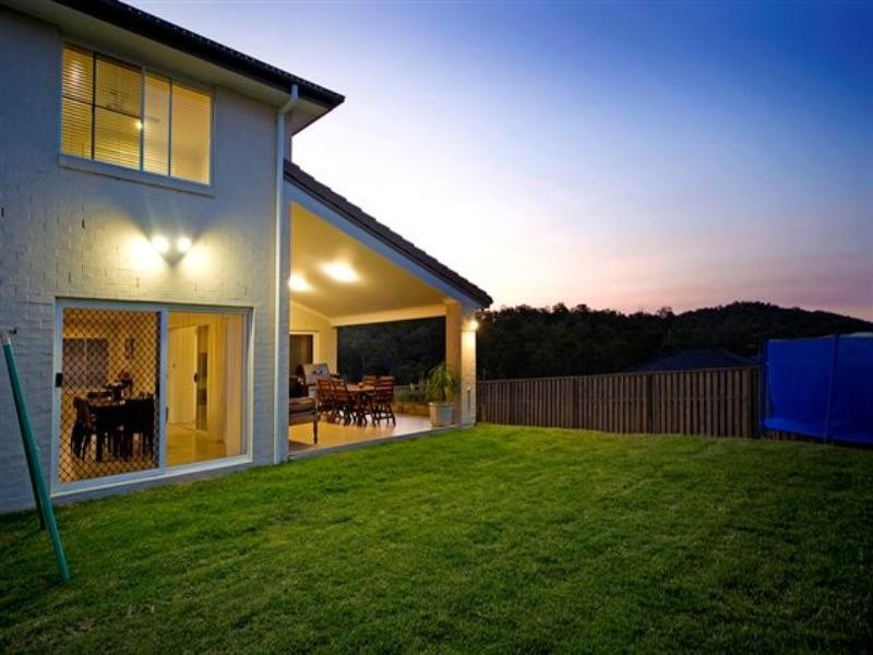 11 Willunga Street, Pacific Pines QLD 4211