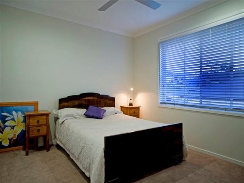 11 Willunga Street, Pacific Pines QLD 4211