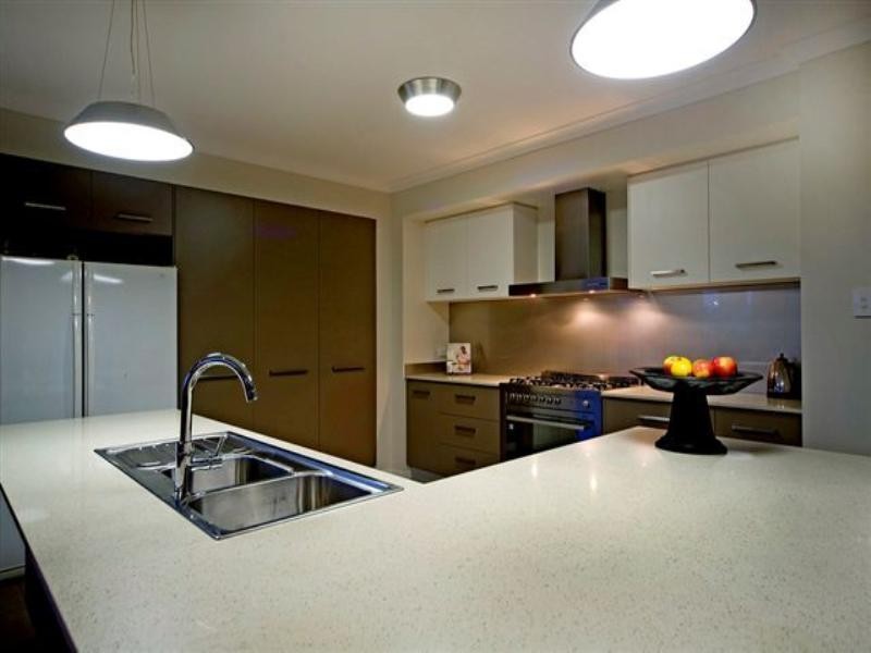 11 Willunga Street, Pacific Pines QLD 4211