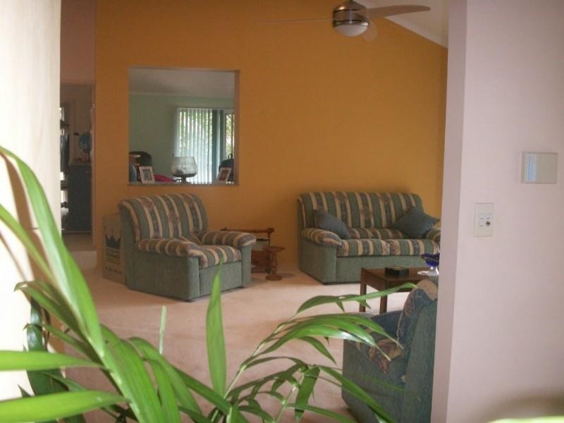 39 Rivertree Avenue, Helensvale QLD 4212