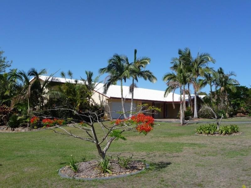 39 Rivertree Avenue, Helensvale QLD 4212