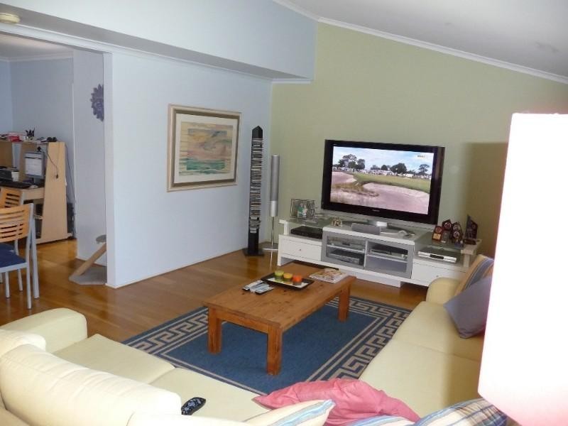 15 Katoomba Court, Helensvale QLD 4212