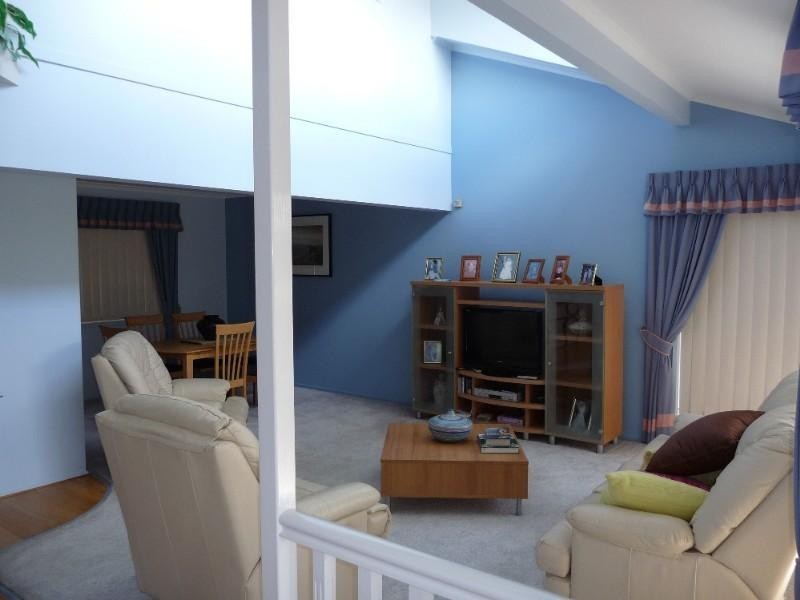 15 Katoomba Court, Helensvale QLD 4212