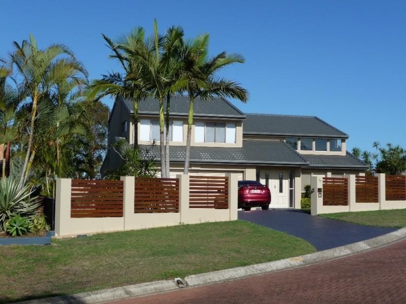 15 Katoomba Court, Helensvale QLD 4212