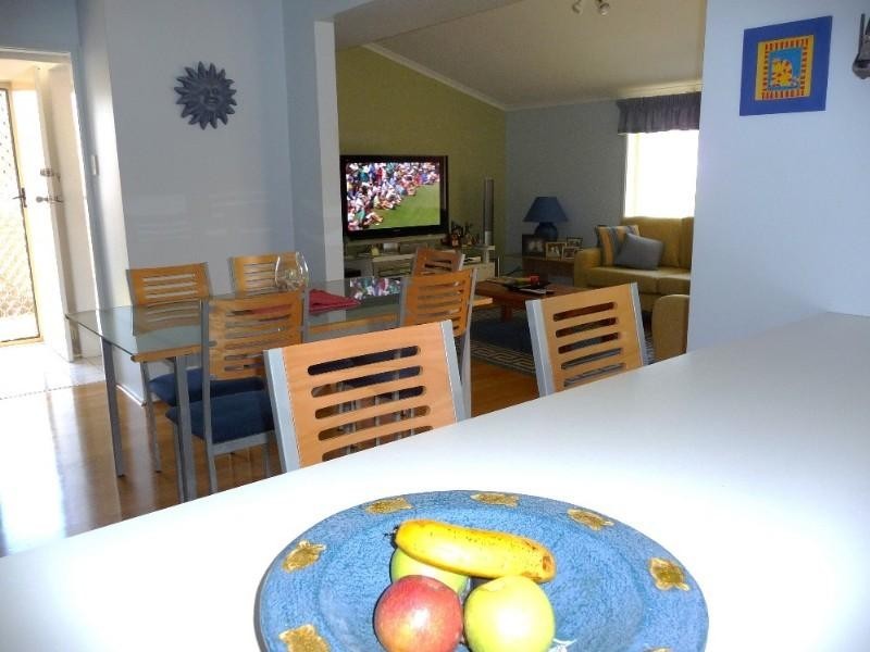 15 Katoomba Court, Helensvale QLD 4212