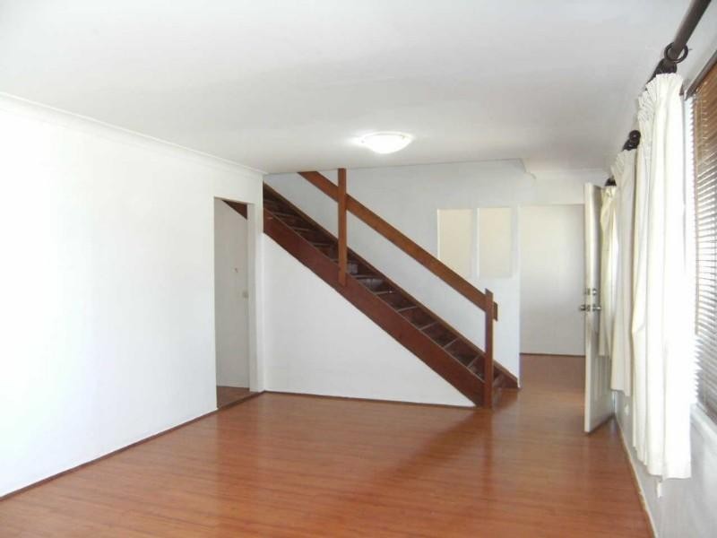 186 Discovery Drive, Helensvale QLD 4212