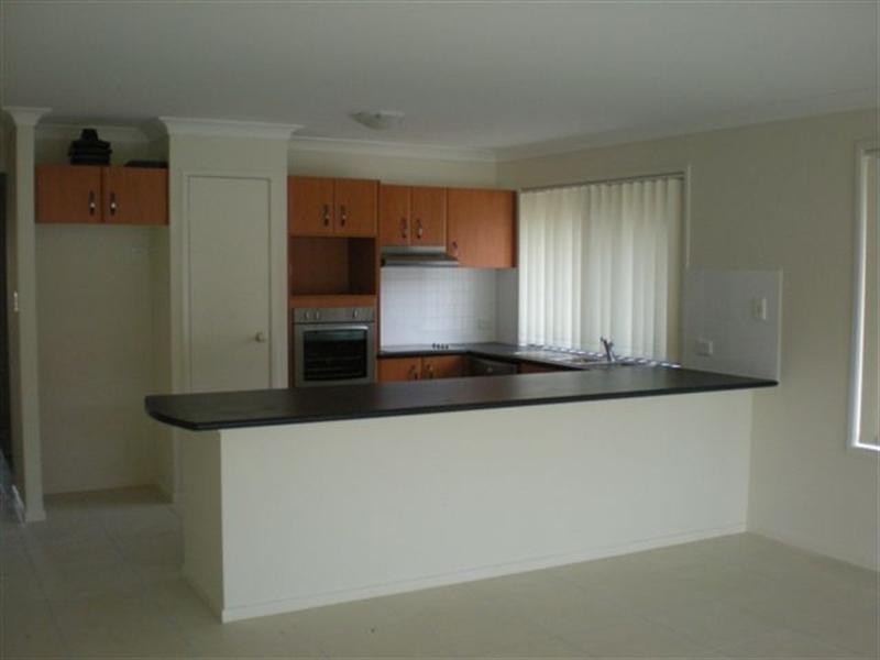 Pacific Pines QLD 4211