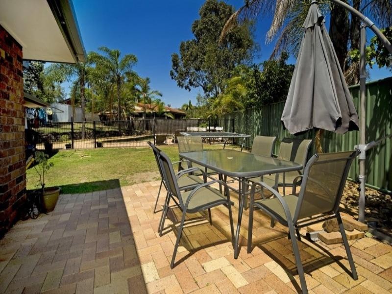 15 Wolvi Place, Helensvale QLD 4212