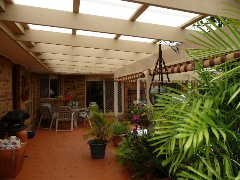 7 Gambier Crescent, Pacific Pines QLD 4211