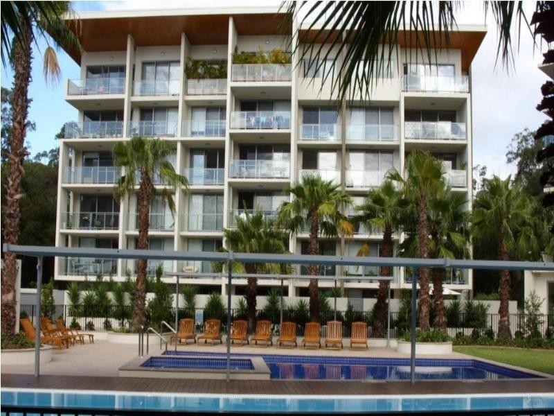 D2/16 Musgrave Avenue, Southport QLD 4215