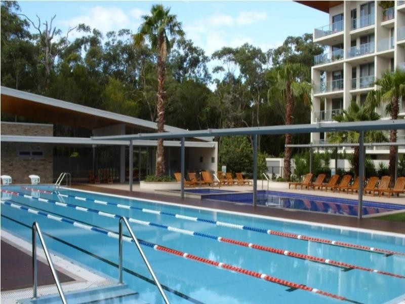 D2/16 Musgrave Avenue, Southport QLD 4215