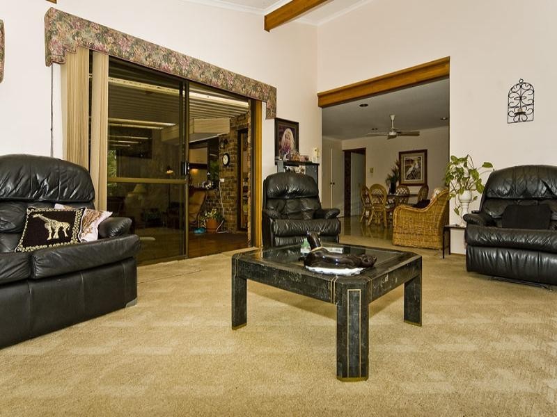 13 Mullewa Crescent, Helensvale QLD 4212