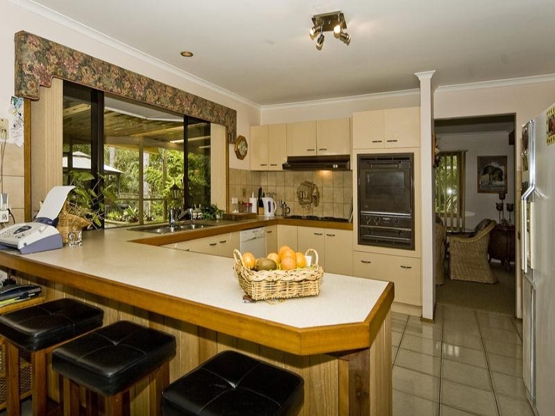 13 Mullewa Crescent, Helensvale QLD 4212
