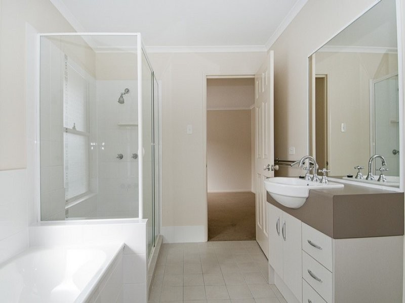 39 East Quay Drive, Biggera Waters QLD 4216