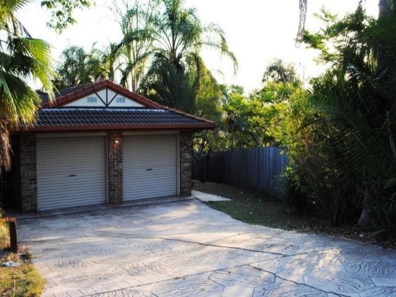 154 Universal Street, Oxenford QLD 4210